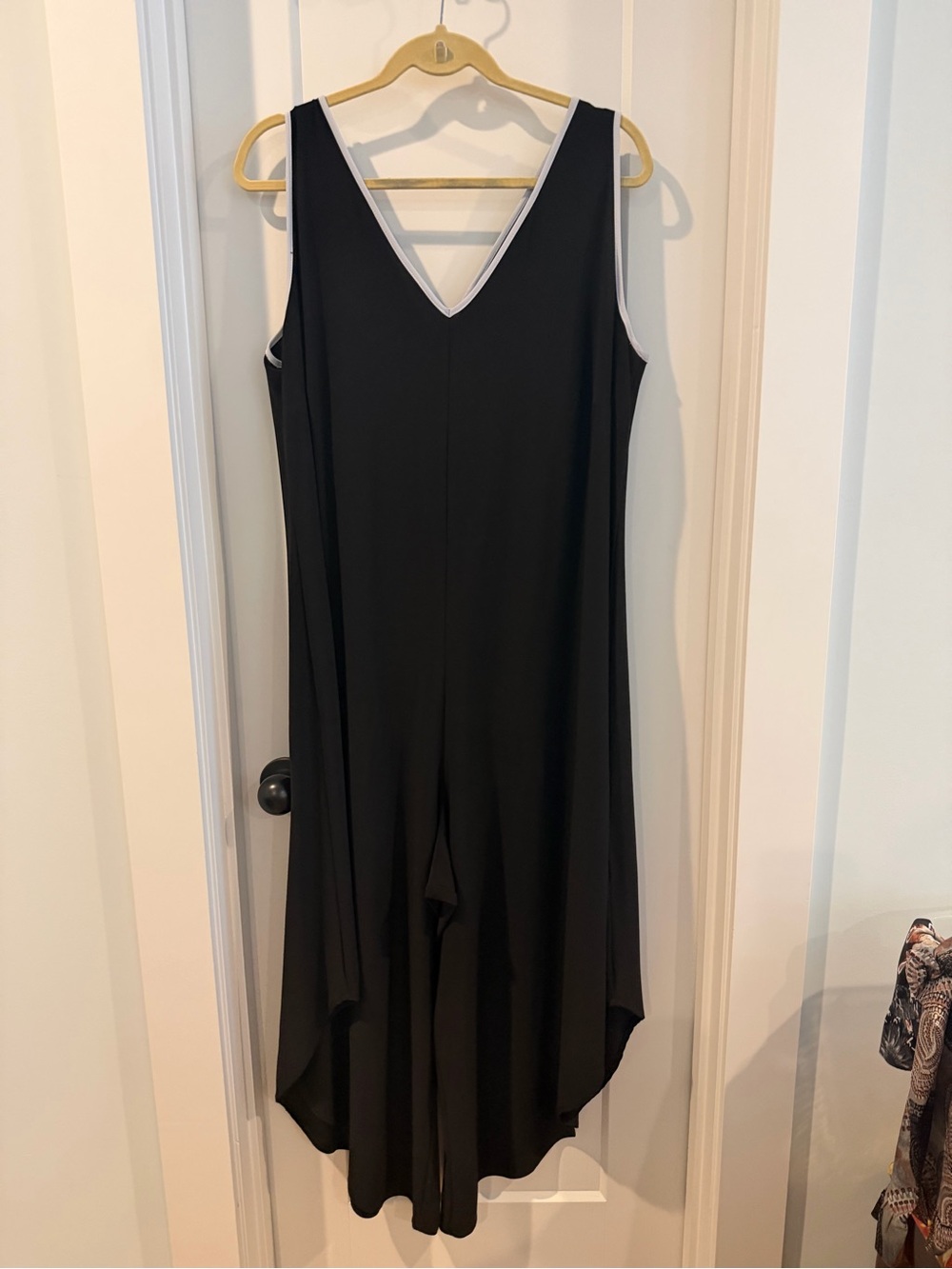 Dress Barn Black Wide-Leg Sleeveless Jumpsuit with V-Neck